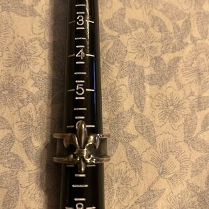 Minton Faget Fleur de Lis ring size 6.5